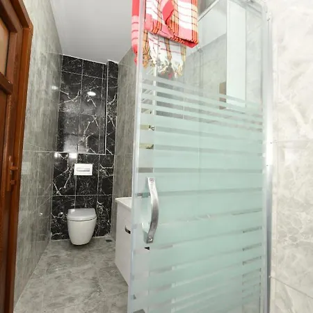 Apartment Casa En Taksim